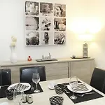 Les De Gambetta Apartamento