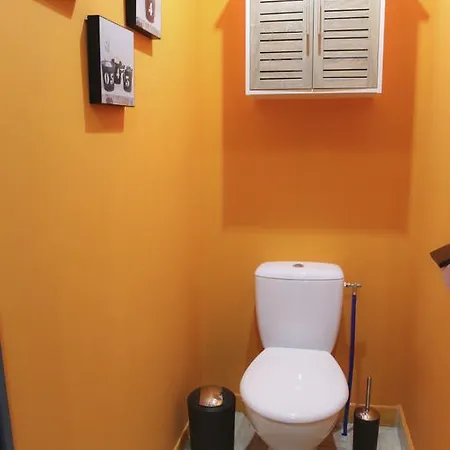 Les De Gambetta Lens