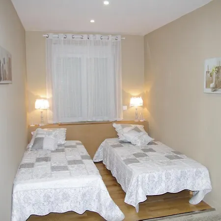 Les De Gambetta Lens